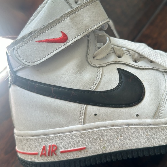 High top Nike Air Force 1 Cool Holographic lightning details - Picture 3 of 6